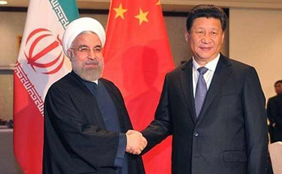 روحانی : روابط اقتصادی با چین تا ۶۰۰ میلیارد دلار ارتقا می‌یابد/همکاری تهران و پکن در مبارزه با تروریسم // شین جی پینگ: چین در سال‌های متمادی جایگاه خود را به عنوان بزرگترین شریک تجاری ایران و بزرگترین وارد کننده نفت خام حفظ کرده است 