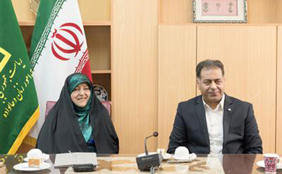 اکبری: بانک قرض الحسنه مهر ايران در حال حاضر تسهیلات ۱۰۰ تا ۲۰۰ ميليون ريالی برای اشتغال خانگی دارد/ ابتکار: طرح «اندوخته بانوان مهر ایران» یک الگوي موفق براي حل و فصل مشکلات زنان سرپرست خانوار است