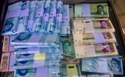 بانک مرکزی اسامی صاحبان معوقات وام‌های میلیاردی‌ را اعلام کند
