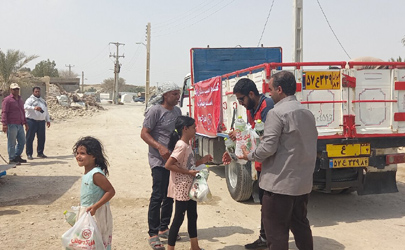 توزیع نخستین محموله غذایی افق کوروش در مناطق زلزله زده استان هرمزگان