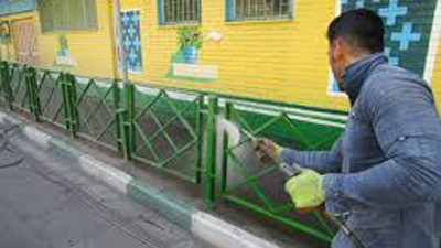 پاکسازی و شست و شوی 75500 مترمربع از جداره های مدارس در منطقه 10