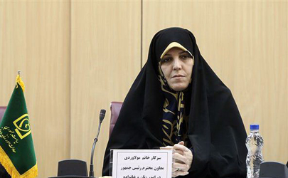 قرار نیست برنامه‌های دهه فجر مشکلات اساسی جامعه زنان را حل کند/ افزایش حضور زنان در پست‌های دولتی مورد توجه قرار گرفته / هر سال 10 درصد به مدیران زن اضافه خواهد شد