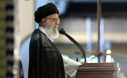 آتش به اختیار به معنای بی قانونی و فحاشی و طلبکار کردن مدعیان پوچ اندیش و مدیون کردن جریان انقلابی کشور نیست/   دولت جدید باید کارهای بزرگی را در جهت رونق تولید و حل مشکل اشتغال جوانان انجام دهد/ تهاجم قدرتمندانه‌ سپاه به دشمنان کار بزرگی بود