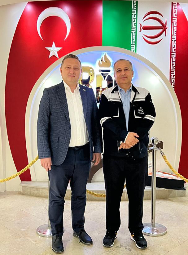 فصل جدید همکاری سهامداران ترکیه با غول متانول ایرانی در دیدار مدیران عامل؛ پتروشیمی فن‌آوران و رازی در مسیر توسعه همکاری‌های مشترک