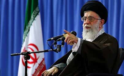 ایجاد امنیت فردی، اجتماعی و اخلاقی از مهم ترین مسوولیت های نیروی انتظامی است/وجود امنیت را باید مردم احساس کنند/ به دنبال اقتدار پلیسی هالیوودی نیستیم 