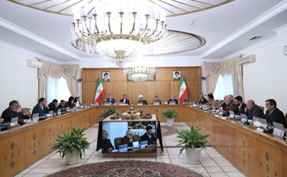 میزان عیدی و پاداش پایان سال ۱۳۹۸کارکنان دولت تعیین شد/ تصویب مصوبات شورای عالی مناطق آزاد تجاری- صنعتی و ویژه اقتصادی در دولت