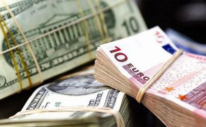 کاهش نرخ رسمی دلار، یورو و پوند در بازار ایران  
