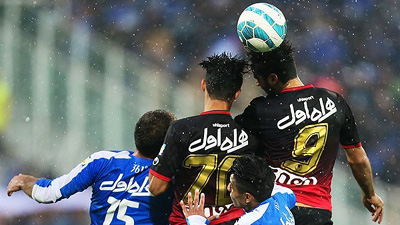 هشتاد‌ویکمین دربی با تساوی پایان یافت/ 6 موقعیت پرسپولیس به هدر رفت/ استقلال با رحمتی نباخت/ رستگاری در دقیقه 96 
