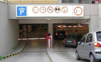واگذاری پارکینگ های عمومی منطقه 10 به انضمام پارکینگ های مکانیزه به بخش خصوصی