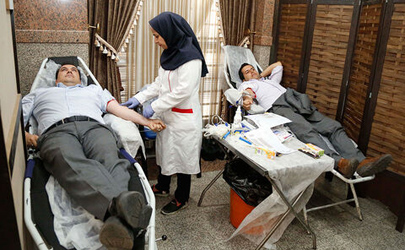 کارکنان بانک دی با اهدای خون، زندگی اهدا کردند