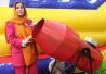 بازی شهر تولیدکننده دستگاه کف‌سازمی باشد/ دستگاه کف سازدرمهدکودک‌ها، کمپین‌های فستیوال،استخرها وفضاهای شاد برای کودکان و بزرگسالان مورداستفاده است/فوم مورد استفاده دستگاه کف ساز، بهداشتی و آنتی باکتریال بوده هیچ‌گونه مشکلی برای کودک بوجود نمی‌آورد  