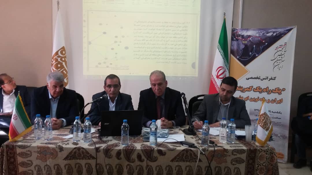 هندی ها چندان اهل سرمایه گذاری نبوده و باید بندر چابهار را به چینی ها می دادیم